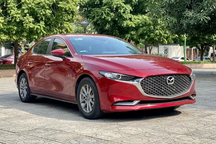 Giá Xe Mazda 3 Cũ: Có Phải Đóng Thuế Hay Không & Những Điều Cần Biết
