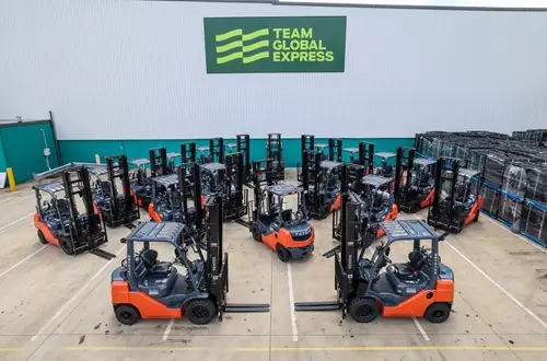Global Toyota Forklifts: Đột Phá Công Nghệ Và Lợi Ích Toàn Cầu Cho Ngành Logistics Global Toyota Forklifts: Đột Phá Công Nghệ Và Lợi Ích Toàn Cầu Cho Ngành Logistics