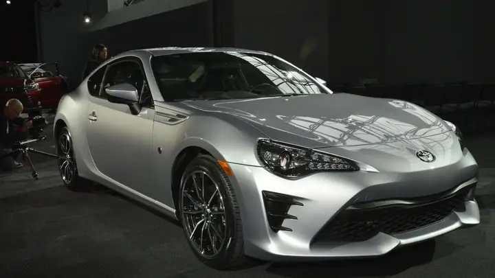 Hello Toyota: Giới Thiệu Tổng Quan Về Thương Hiệu Và Các Dòng Xe Hello Toyota: Giới Thiệu Tổng Quan Về Thương Hiệu Và Các Dòng Xe