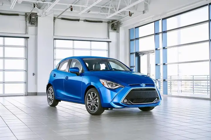 Hello Toyota Car – Khám Phá Thế Giới Ô Tô Toyota Đầy Sắc Màu