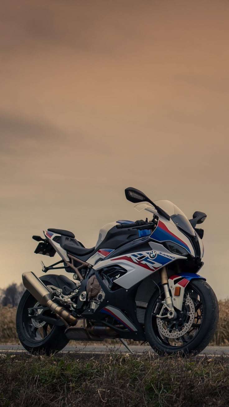 Hình Nền BMW S1000RR 4K: Bộ Sưu Tập Siêu Phẩm Cho Dân Chơi Xe 3 hình nền bmw s1000rr 4k - Hình 3