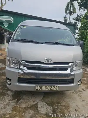 Xe Toyota Van Màu Bạc – Sự Lựa Chọn Hoàn Hảo Cho Doanh Nghiệp Và Gia Đình Xe Toyota Van Màu Bạc – Sự Lựa Chọn Hoàn Hảo Cho Doanh Nghiệp Và Gia Đình