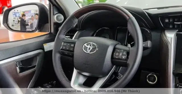 Thông Số Kỹ Thuật Toyota Fortuner 2017 Tại Việt Nam – Đánh Giá Chi Tiết, So Sánh Và Lời Khuyên Mua Xe