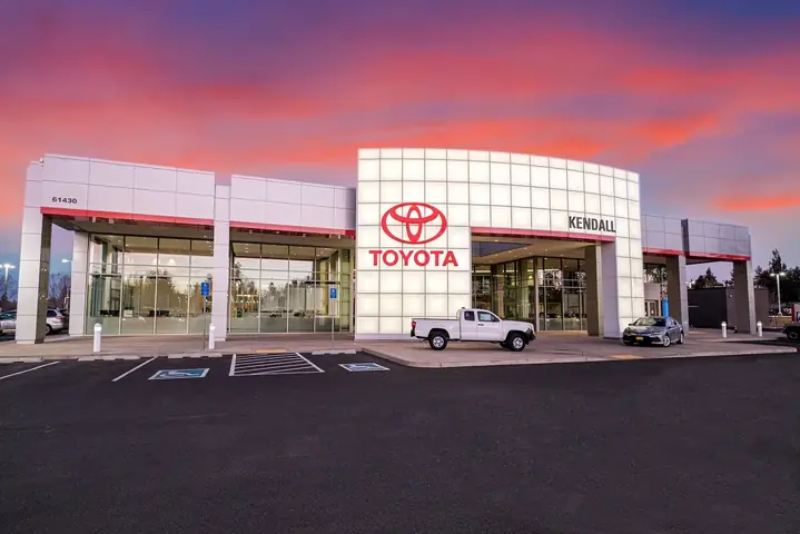 Kendall Toyota – Tổng Quan Đầy Đủ Về Đại Lý Và Dịch Vụ Ô Tô Uy Tín