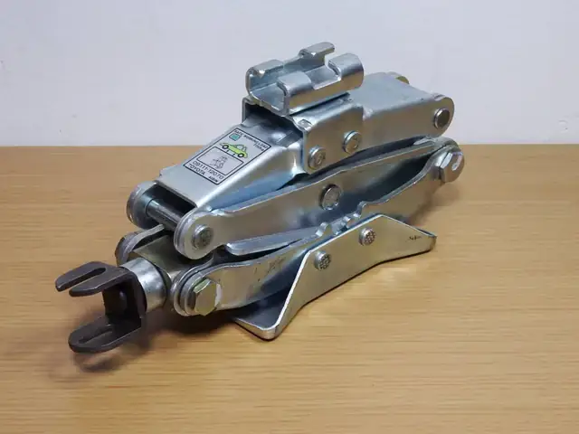 Kích Toyota 09111-12070: Tất Tần Tật Về Mẫu Phụ Tùng Quan Trọng Cho Xe Ô Tô Kích Toyota 09111-12070: Tất Tần Tật Về Mẫu Phụ Tùng Quan Trọng Cho Xe Ô Tô