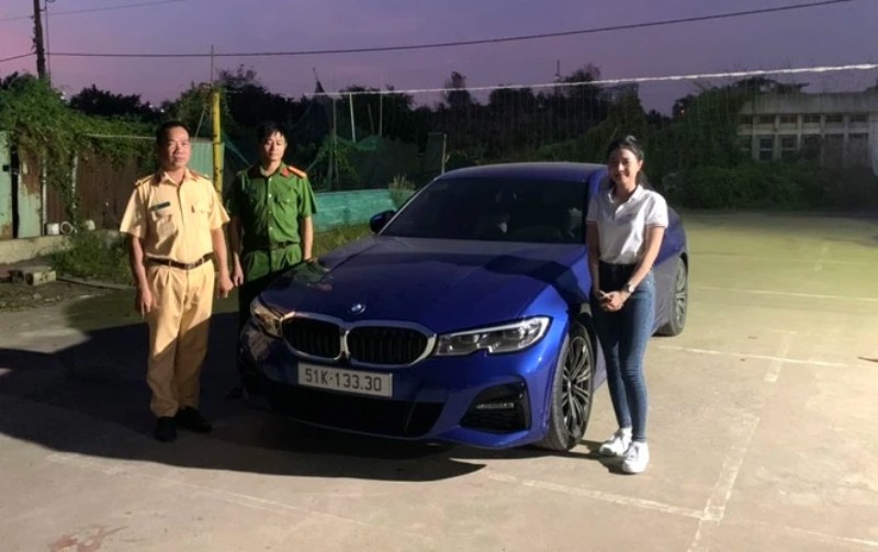 Bí quyết lái xe BMW 140km/h an toàn và tiết kiệm nhiên liệu nhất 4 lái xe bmw 140km h - Hình 2