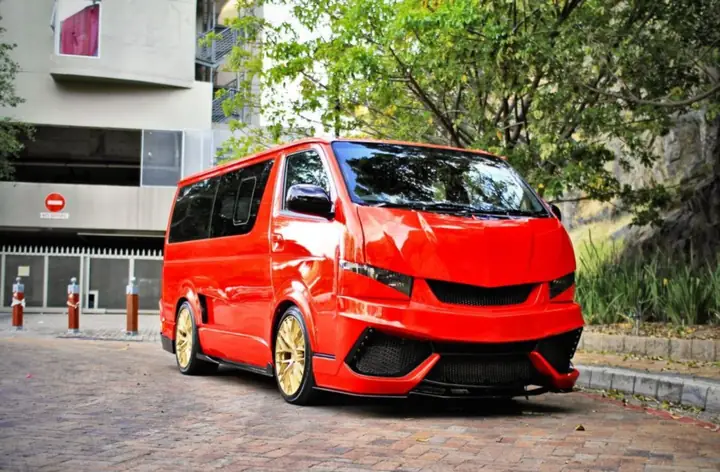 Lamborghini Và Toyota: Cuộc Đua Đỉnh Cao Giữa Hai Thế Giới Ô Tô Lamborghini Và Toyota: Cuộc Đua Đỉnh Cao Giữa Hai Thế Giới Ô Tô