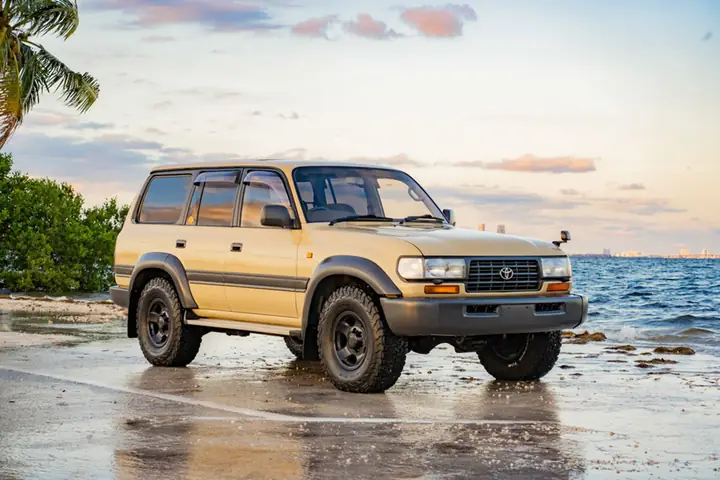 Land Cruiser Toyota Cũ: Lựa Chọn Hoàn Hảo Cho Người Yêu Xe Địa Hình Land Cruiser Toyota Cũ: Lựa Chọn Hoàn Hảo Cho Người Yêu Xe Địa Hình