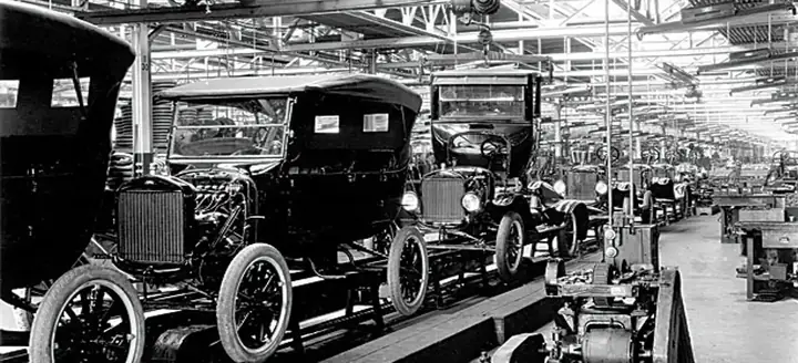 Lịch Sử Phát Triển Lean Toyota: Từ Khởi Nguyên Đến Đỉnh Cao Của Quản Trị Sản Xuất