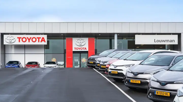 Louwman Toyota – Tổng Quan Về Showroom Và Dịch Vụ Tại Hà Lan