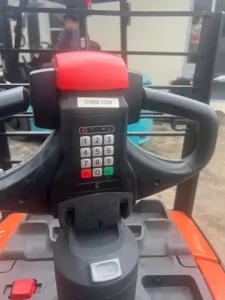 Lpe200 Toyota: Đánh Giá Chi Tiết Và Thông Số Kỹ Thuật