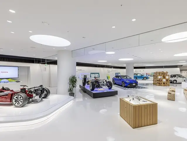 Maho Toyota Kiss: Câu Chuyện Đầy Đam Mê Giữa Hai Thế Giới