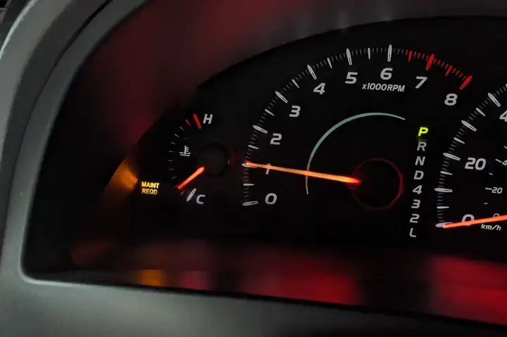 Bảo Dưỡng Đúng Chuẩn Khi Đèn “maintenance Required” Sáng Đèn Trên Xe Toyota: Hướng Dẫn Chi Tiết Và Những Điều Cần Biết Bảo Dưỡng Đúng Chuẩn Khi Đèn “maintenance Required” Sáng Đèn Trên Xe Toyota: Hướng Dẫn Chi Tiết Và Những Điều Cần Biết