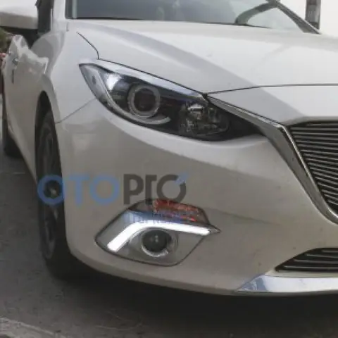 Các Mẫu Độ Đèn Led Gầm Xe Mazda 3: Nâng Tầm Phong Cách & An Toàn