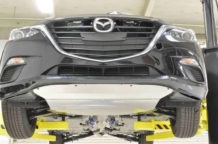 Mazda 3 Bao Dưỡng Xong Xe Ồn Hơn: Nguyên Nhân & Cách Khắc Phục Hiệu Quả