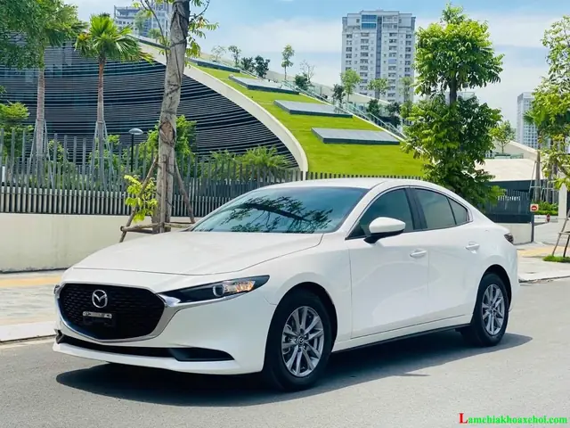Mazda 3 Có Mở Cốp Bằng Chìa Khóa Được Không? Hướng Dẫn Chi Tiết