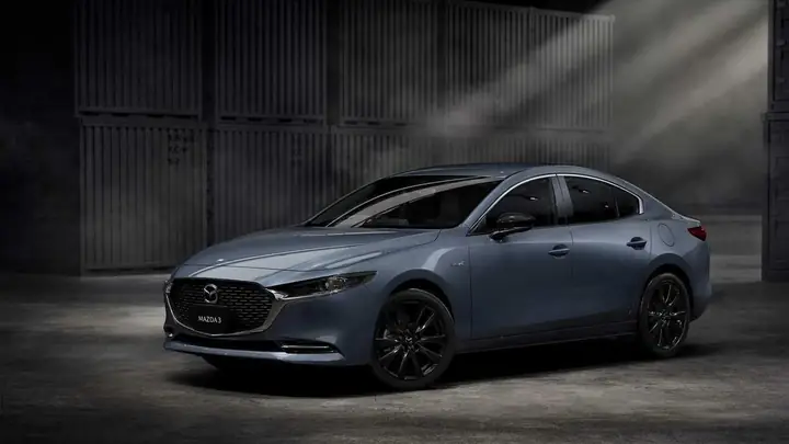 Mazda 3 Sedan Và Hatchback: Khác Biệt Và Lựa Chọn Nào Phù Hợp?