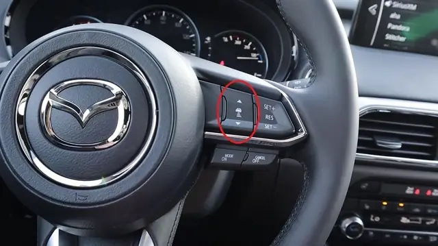 Mazda 6 Có Hệ Thống Kiểm Soát Hành Trình: Tính Năng Thông Minh Cho Trải Nghiệm Lái An Toàn