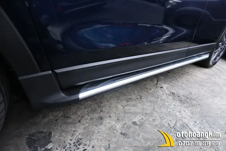 Mazda Cx-5: Lắp Bệ Lên Xuống Xe Có Nên Hay Không?