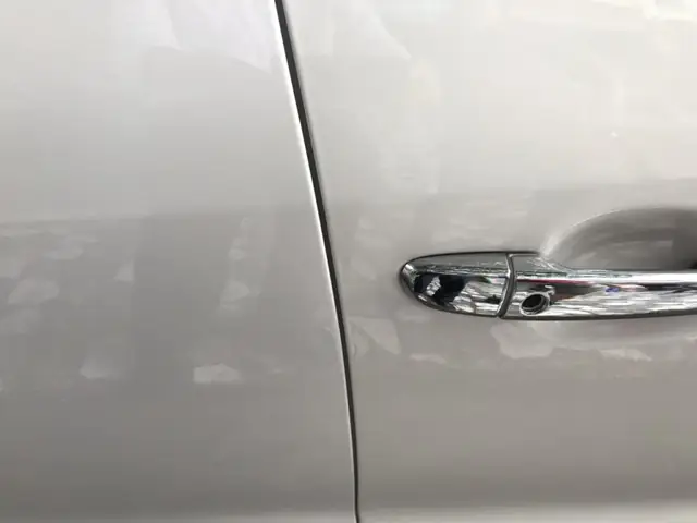 Mazda Giải Phóng Sơn Có Tốt Không: Review Toàn Diện & Lời Khuyên Từ Otofun