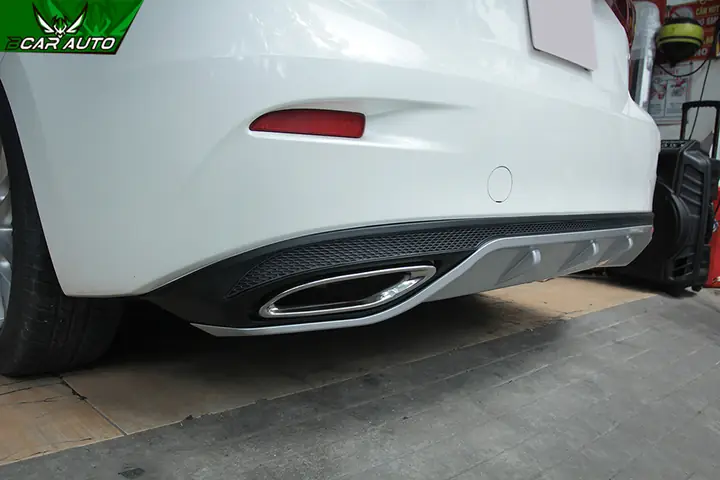 Mazda Lắp Thêm Lip Chia Pô Dạng Merc: Nâng Cấp Ngoại Hình Cho Xe