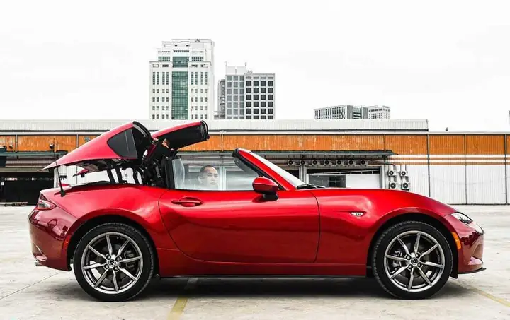 Mazda Roadster Mx-5: Biểu Tượng Xe Thể Thao Hai Chỗ Ngồi Tại Việt Nam
