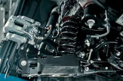 Kiểm Tra Và Thay Thế Mazda Shocks & Struts: Hướng Dẫn Chi Tiết Từ A-z