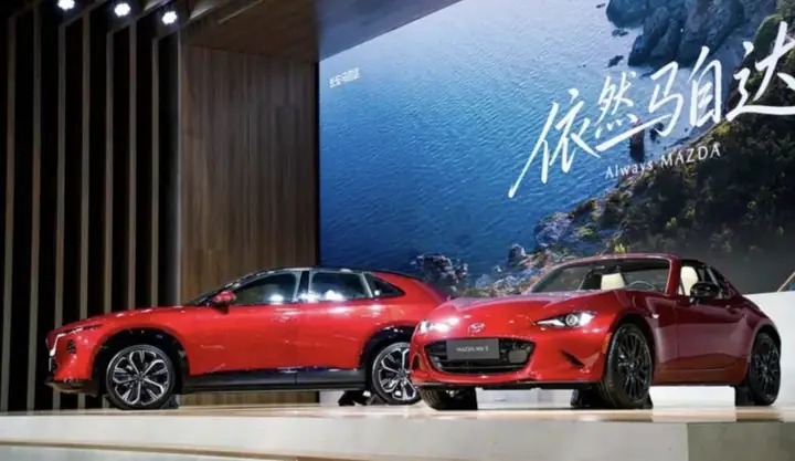 Mazda Tại Thị Trường Anh Những Năm Đầu: Hành Trình Định Vị Thương Hiệu