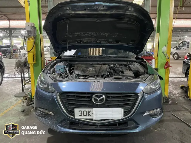 Mazda Thay Đồ Trong Hãng Hay Ngoài: Đâu Là Lựa Chọn Tối Ưu Cho Xe Của Bạn?
