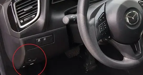 Mở Cốp Khi Đang Bật Máy Mazda 6: Hướng Dẫn An Toàn Và Các Lưu Ý Quan Trọng