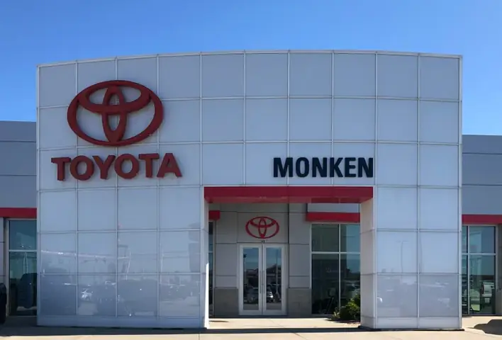 Monken Toyota – Tổng Quan Về Thương Hiệu, Dòng Xe Và Dịch Vụ Tại Việt Nam