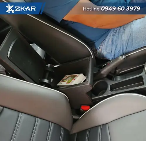 Hướng Dẫn Mua Bệ Tì Tay Trước Cho Mazda 2: Nâng Tầm Trải Nghiệm Lái Xe
