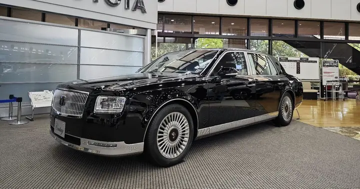 Mua Toyota Century: Hướng Dẫn Toàn Diện Để Sở Hữu Chiếc Xe Đẳng Cấp Nhất Việt Mua Toyota Century: Hướng Dẫn Toàn Diện Để Sở Hữu Chiếc Xe Đẳng Cấp Nhất Việt