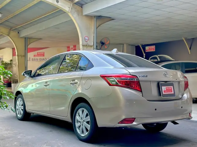 Mua Toyota Cũ: Hướng Dẫn Chi Tiết Để Đánh Giá Và Lựa Chọn Xe Đúng Như Ý