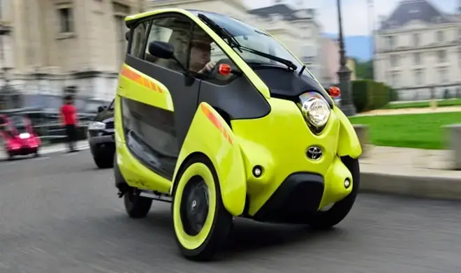 Mua Toyota Iroad: Hướng Dẫn Chi Tiết Từ A Đến Z Để Chọn Mua Xe Hơi Đúng Như Ý