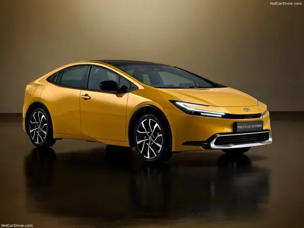 Mua Toyota Prius: Hướng Dẫn Chi Tiết Từ Lựa Chọn Đến Sở Hữu