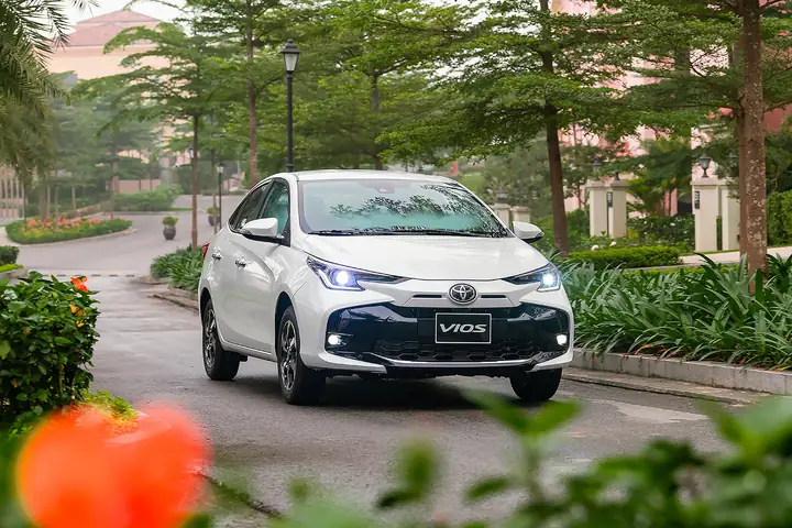 Mua Toyota Vios: Hướng Dẫn Chi Tiết Từ A Đến Z Cho Người Mới Bắt Đầu