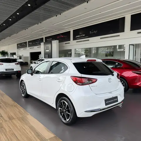 Mua Xe Mazda 2 Trả Trước 100 Triệu: Hướng Dẫn Chi Tiết & Kinh Nghiệm Vàng
