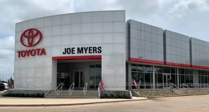Myers Toyota Là Gì? Tổng Quan Về Thương Hiệu Và Dịch Vụ