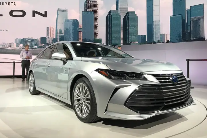 New Toyota Avalon: Đánh Giá Toàn Diện Chiếc Xe Hạng Sang Đỉnh Cao Thị Trường Việt Nam New Toyota Avalon: Đánh Giá Toàn Diện Chiếc Xe Hạng Sang Đỉnh Cao Thị Trường Việt Nam