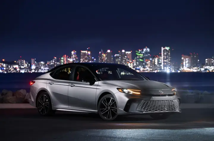 New Toyota Camry – Đánh Giá Toàn Diện Và Những Điều Bạn Cần Biết New Toyota Camry – Đánh Giá Toàn Diện Và Những Điều Bạn Cần Biết