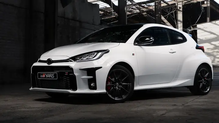 New Toyota Yaris 2026: Đánh Giá Tổng Quan Và Tính Năng Nổi Bật New Toyota Yaris 2026: Đánh Giá Tổng Quan Và Tính Năng Nổi Bật