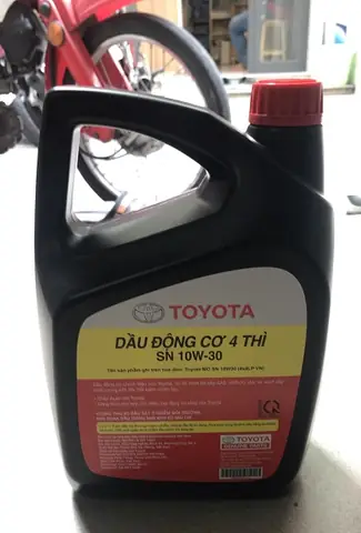 Nhớt Toyota: Hướng Dẫn Toàn Diện Về Dầu Nhớt Cho Xe Toyota