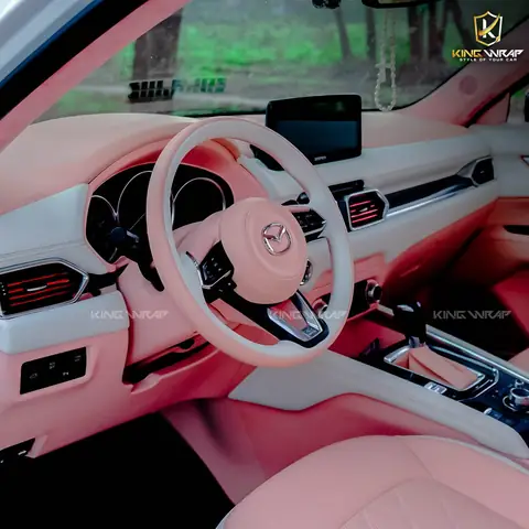 Nội Thất Bên Trong Xe Mazda Màu Trắng: Sang Trọng, Hiện Đại Và Hợp Xu Hướng