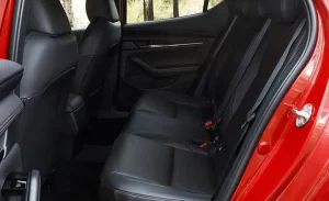 Nội Thất Mazda 3: Ghế Sau Có Gập Gọn Không Và Những Điều Bạn Cần Biết