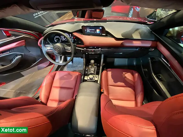 Nội Thất Mazda 3 Thế Hệ Thứ 4: Nâng Tầm Trải Nghiệm Lái Xe Sang Trọng Và Tiện Nghi