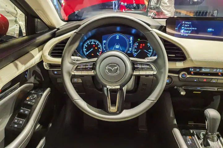Nội Thất Mazda 3 Thế Hệ Thứ 4: Nâng Tầm Trải Nghiệm Lái Xe Sang Trọng Và Tiện Nghi