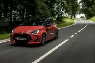 Novo Toyota Yaris: Đánh Giá Toàn Diện Và Những Lý Do Bạn Nên Sở Hữu Novo Toyota Yaris: Đánh Giá Toàn Diện Và Những Lý Do Bạn Nên Sở Hữu