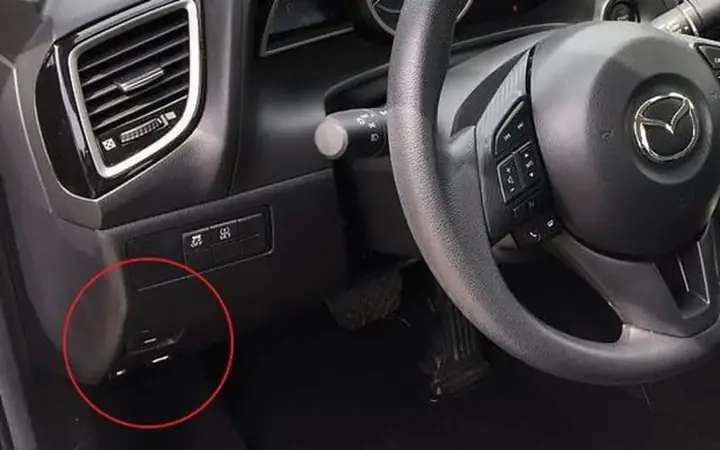 Nút Mở Cốp Trên Chìa Khóa Mazda 3: Hướng Dẫn Sử Dụng Và Khắc Phục Sự Cố