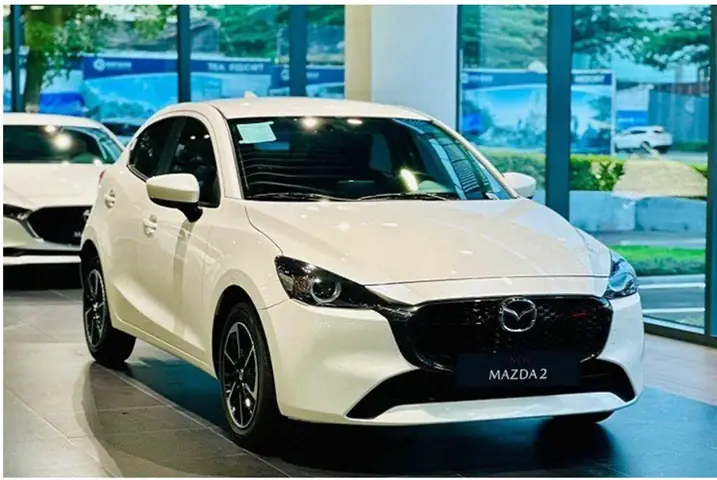 Mazda 2 Hatchback Cũ: Lựa Chọn Thông Minh Cho Người Dùng Hiện Đại